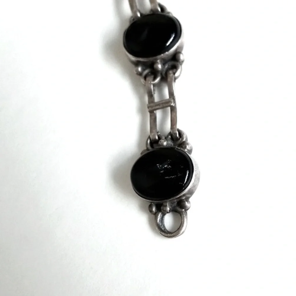 Vintage / Antique 925 Sterling Silver Black Onyx Chain Bracelet from India